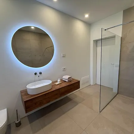 Apartman Roccia *