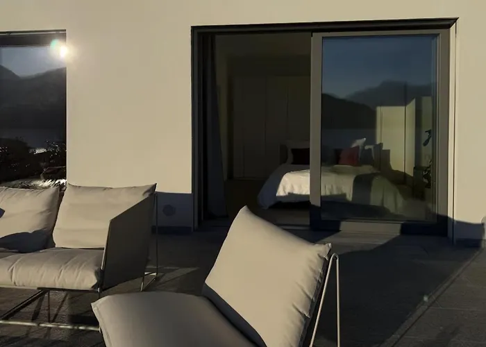 Διαμέρισμα Roccia Pianello Del Lario